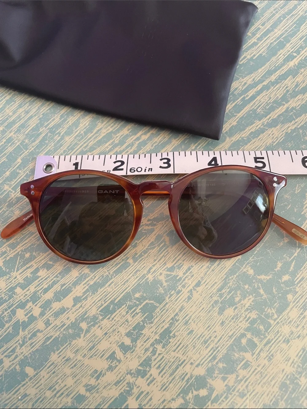 GANT Round Frame Tortoise Shell Style Sunglasses - Picture 7 of 8